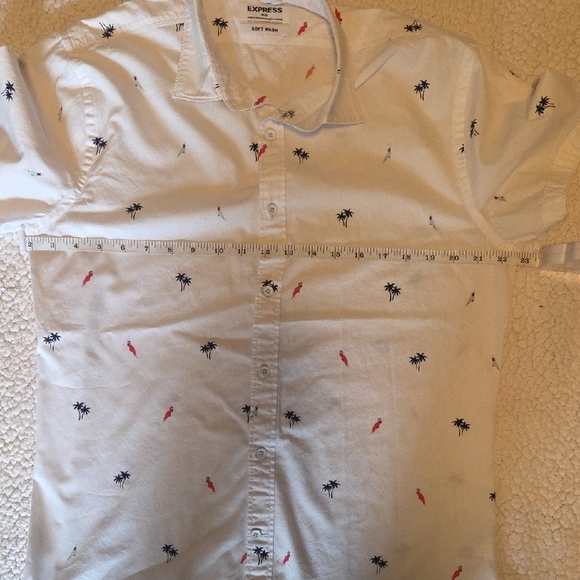 Express White Shirt with Navy and Red Patterns - Picture 4 of 5